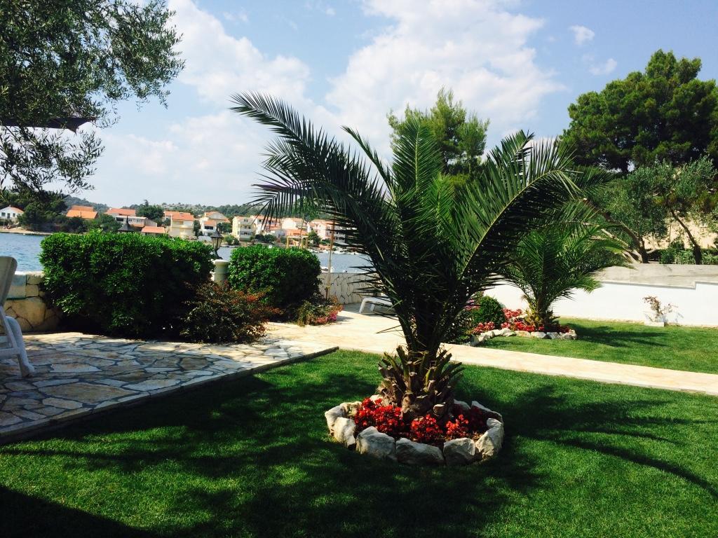 Apartment Doni *